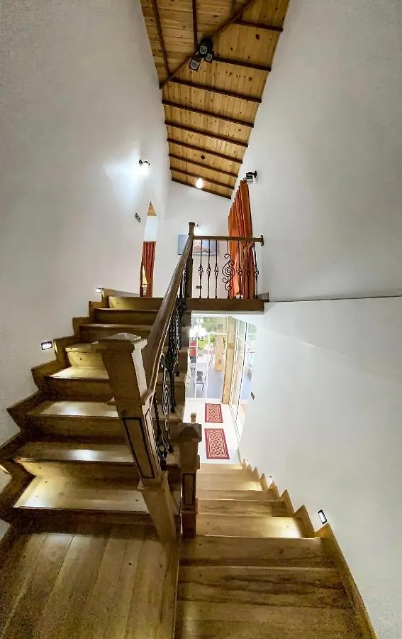 Danisco Leisure Bunglow Kandy